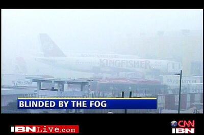 DGCA panel suggests steps to avoid flight diversion due to fog