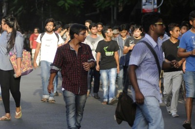 JEE Main Aspirants Alleged All Questions Were Not Displayed on Screens Due to Server Issue