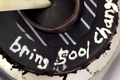 'Bring 500 Change': Desi Woman's Delivery Instruction Written in Icing Takes the Cake