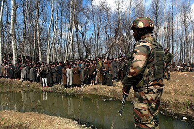 Hunt On for Soldier Who Slipped Into J&K River While Patrolling, Officials Suspect He May Have Drifted Into PoK