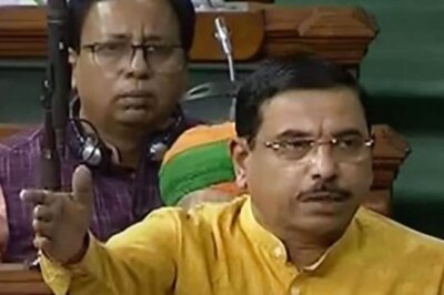 Oppn MPs Manhandled Marshals, Strict Action Should Be Taken: Parliamentary Affairs Minister