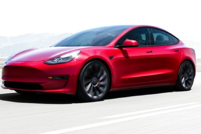 Tesla Recalls Nearly 1.28 Lakh Units Due to Fault That Could 'Increase Risk of Collision'