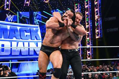 WWE SmackDown Results: Karrion Kross Attacks Drew McIntyre While Clash vs Solo Sikoa