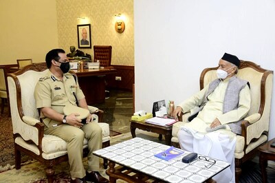New Mumbai Police Chief Hemant Nagrale Meets Maharashtra Governor