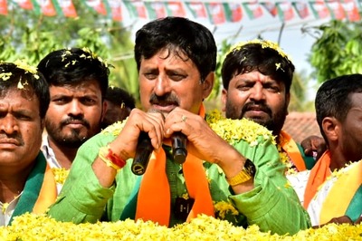 'If I Ask Questions, He'll Beat Me Up': Karnataka BJP MLC's Daughter Threatens to 'Expose' Him