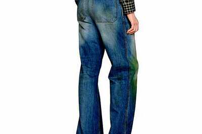 Maharashtra Govt Says Jeans OK in Office, But No T-shirts Allowed