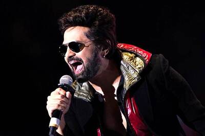 Himesh Reshammiya Turns 50: WATCH Top 5 Songs That Can Win Space in Your Playlist!