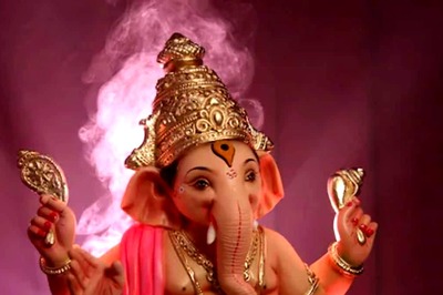 Astrologer Guides Devotees Through Vikata Sankashti Chaturthi Rituals For Wealth And Well-being