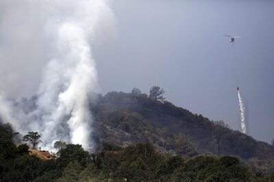 Hundreds Flee to Safety as Firefighters Battle Wildfires in Israel