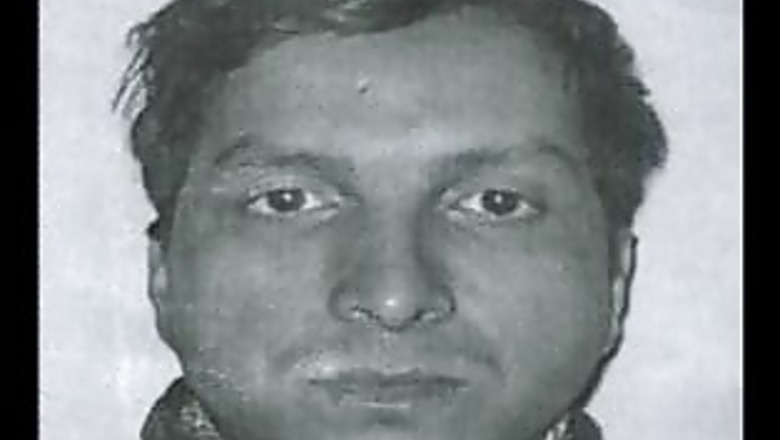 26/11 suspect's lawyer Shahid Azmi shot dead