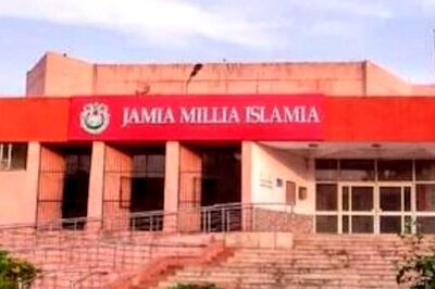 Jamia Millia Islamia Receives Over 1 Lakh Applications for 136 Programmes