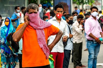 Karnataka, Chhattisgarh Make Masks Compulsory Again as Cases Surge; Kerala, Tamil Nadu on Alert