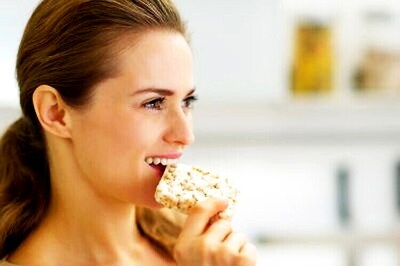 Listening to yourself chew could help you eat less