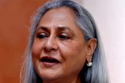 Jaya Bachchan's Run-Ins With the Paparazzi: From A Death Stare To Shutting Them Up | WATCH