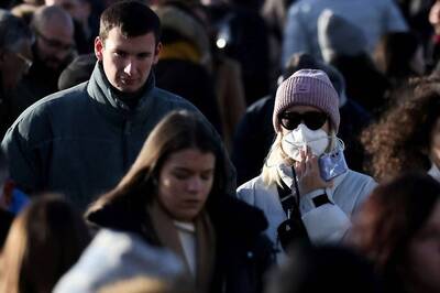 Omicron: How Fast Does it Spread? Scientists Answer if New Variant Can Outrun Delta