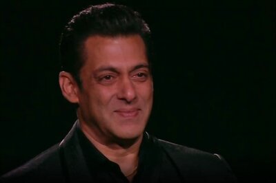 Bigg Boss 13: Salman Khan Gets Emotional on Completing 10 Years With The Show