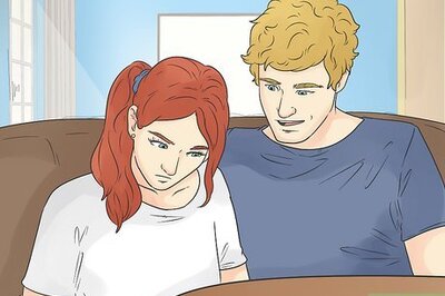 How to Deal with a Girlfriend Who Is Jealous of Your Family