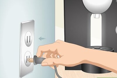 How to Use a Tassimo Coffee Maker