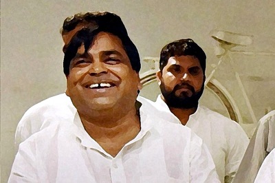 Gayatri Prajapati Live: Two Close Aide Arrested From Noida, Hunt on for Others