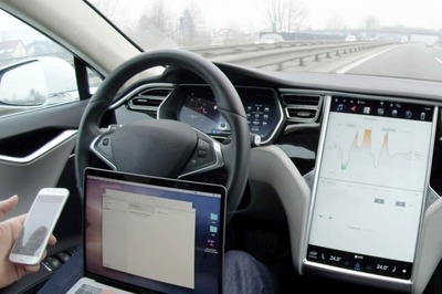 Tesla Brings New Features to Full Self-Driving Beta, May Help Perform Rolling Stops