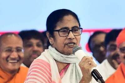 'Insult To Bengal': Mamata Banerjee Says Her Mic Was Shut At Niti Aayog Meet, Govt Rebuts Claim