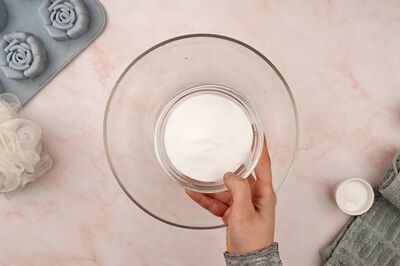 How to Make Shower Steamers