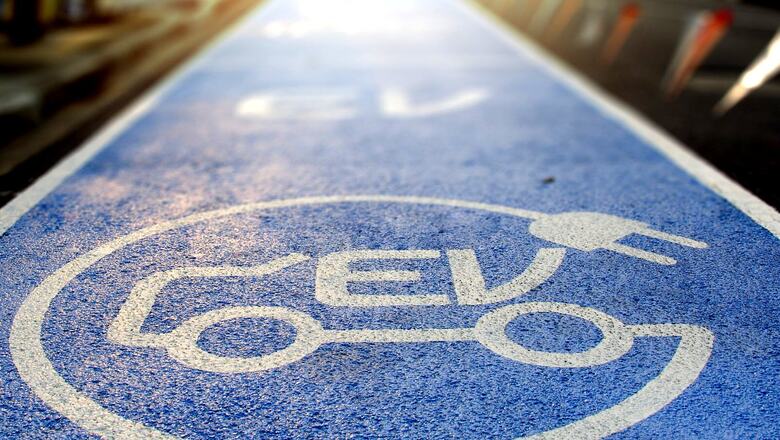 Registration For Retrofitting of Old Diesel, Petrol Vehicles with Electric Kits Begins in Delhi