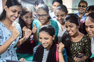 Nirmala Sitharaman Vouches for Tamil-medium Education in Medical Courses