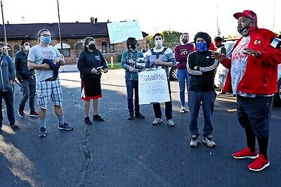 28 Arrests In Wisconsin Protests Over Police Slaying Of Teen