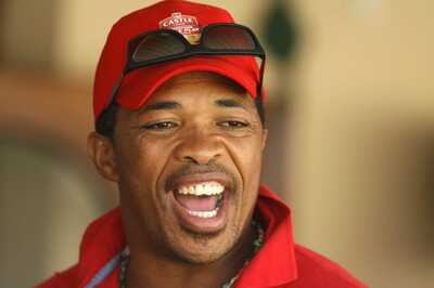 'Makhaya Ntini Doesn't Speak About it': Son Thando Claims Fast Bowling Legend Was Constantly Fighting for His Life in South African Team