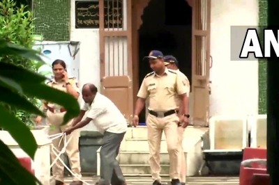 Yakub Memon Grave 'beautification' Kicks Up Row, BJP, Uddhav-led Sena Trade Barbs; Mumbai Police Order Probe