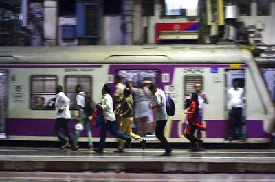 Snapped Overhead Wire Affects Mumbai Suburban Services on Central Railway's Main Line