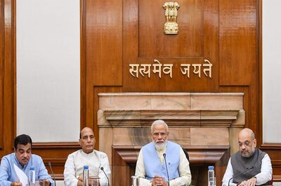 Opinion | How Mallikarjun Kharge Targets Narendra Modi in a New Book