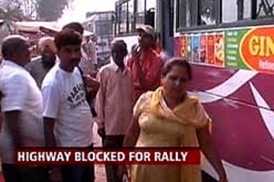 Sonia Gandhi's Haryana rally takes toll on NH-1