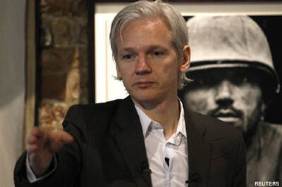 US govt asks WikiLeaks to return documents