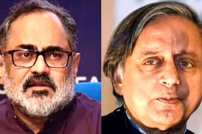 BJP May Open Account In Kerala As Congress Puts Up Impressive Show; Tharoor, Muraleedharan Trail