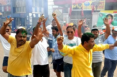 As Mamata Wins Bhabanipur, Gloom Descends On BJP Kolkata Offices; Celebrations Galore for TMC