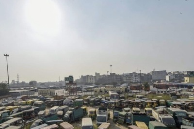 Parking Fees Likely to Go Up in Delhi; Directive Issued Amid Worsening Pollution, Traffic