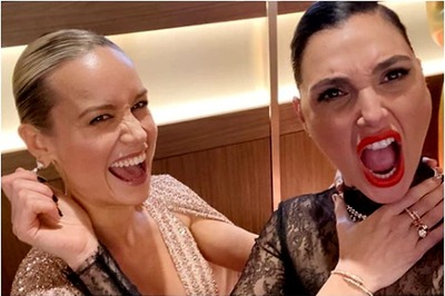 Brie Larson Chokes Gal Gadot in This Priceless Marvel vs DC Moment from Oscars, See Pic