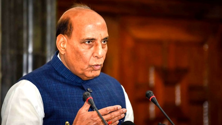 India, China Reach Disengagement Pact in Pangong Lake Areas in Ladakh: Rajnath Singh; Army Tanks Begin Pullback
