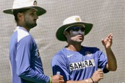 Bhajji, Yuvi doubtful for Test squad against SA