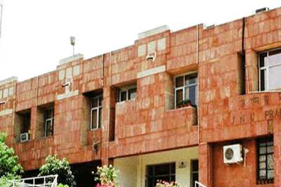 JNU Asks Its Security Branch to Submit Report on Clashes Between 2 Groups of Students on Campus