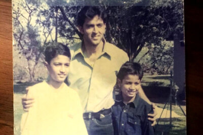 Vicky Kaushal Shares an Adorable Throwback Picture With Hrithik Roshan