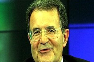 Italy: Prodi claims poll victory