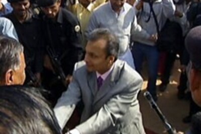 Reliance Power wants allotment dues before bonus offer