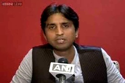 Delhi Police gives clean chit to AAP leader Kumar Vishwas in molestation case