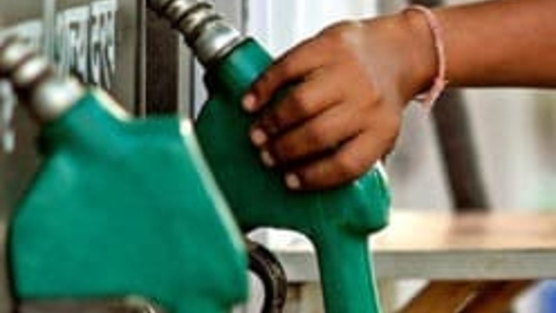 Maha petrol pumps go dry from Monday