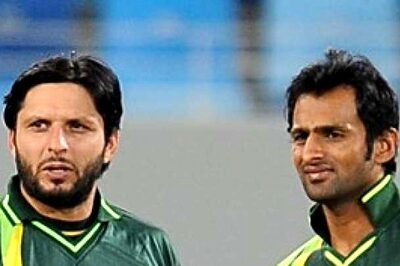 'Could Have Added Malik'- Shahid Afridi Slams PCB for Dropping Shoaib Malik From England Series & T20 World Cup