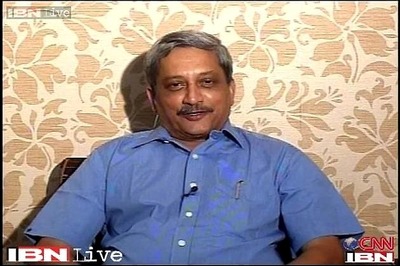 Government mulling to legalise arms representatives: Manohar Parrikar