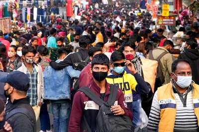 Covid Scare: Delhi Govt Orders Sarojini Nagar Market to Operate on Odd-even Basis on Dec 25-26